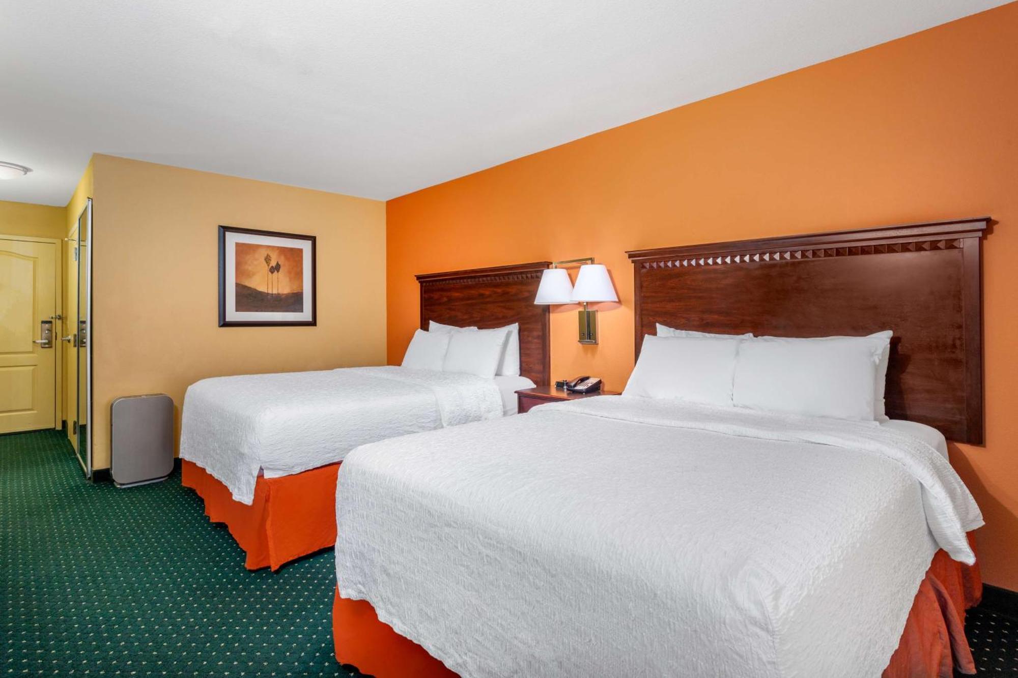 Hampton Inn & Suites Sacramento-Elk Grove Laguna I-5 Экстерьер фото